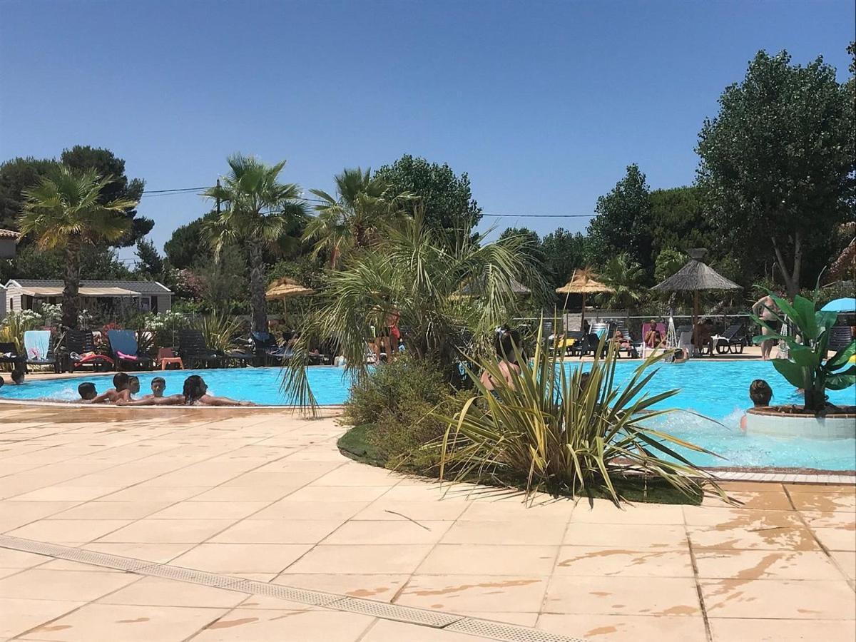 Hotel Camping Les Sables Du Midi Valras-Plage Esterno foto